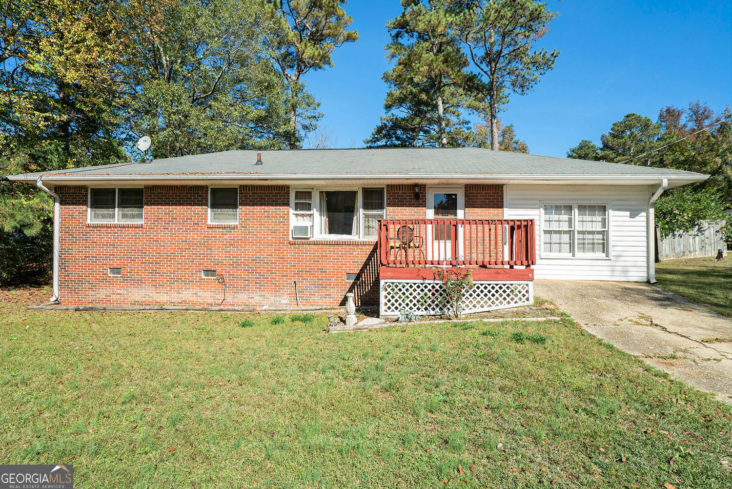 Property Photo:  3566 Dorris Circle  GA 30135 