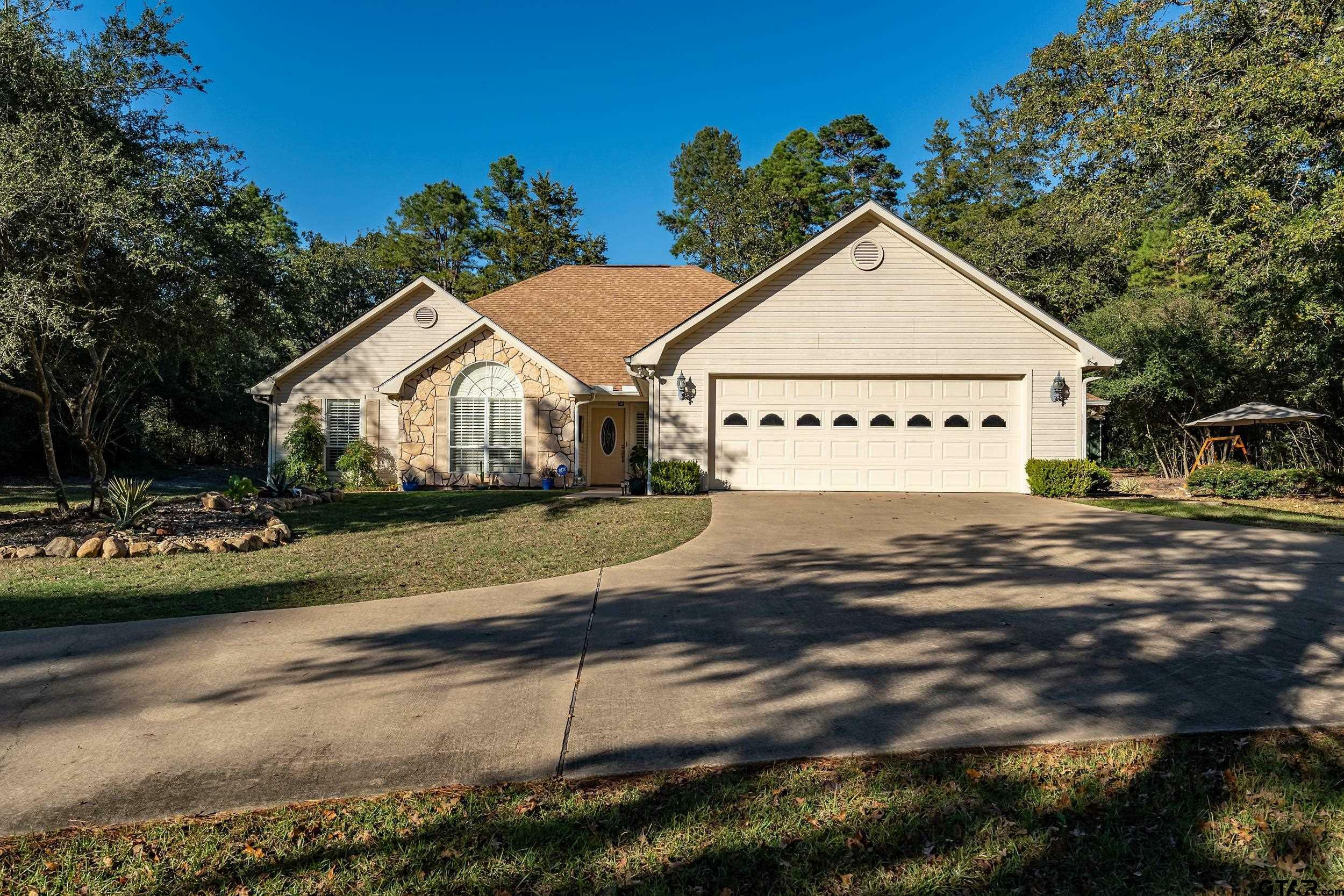 Property Photo:  226 Winding Trail  TX 75765 