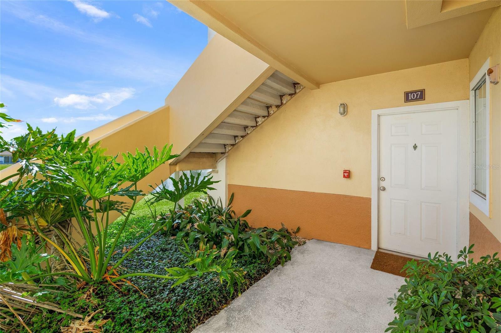 1050 Villagio Circle 107  Sarasota FL 34237 photo