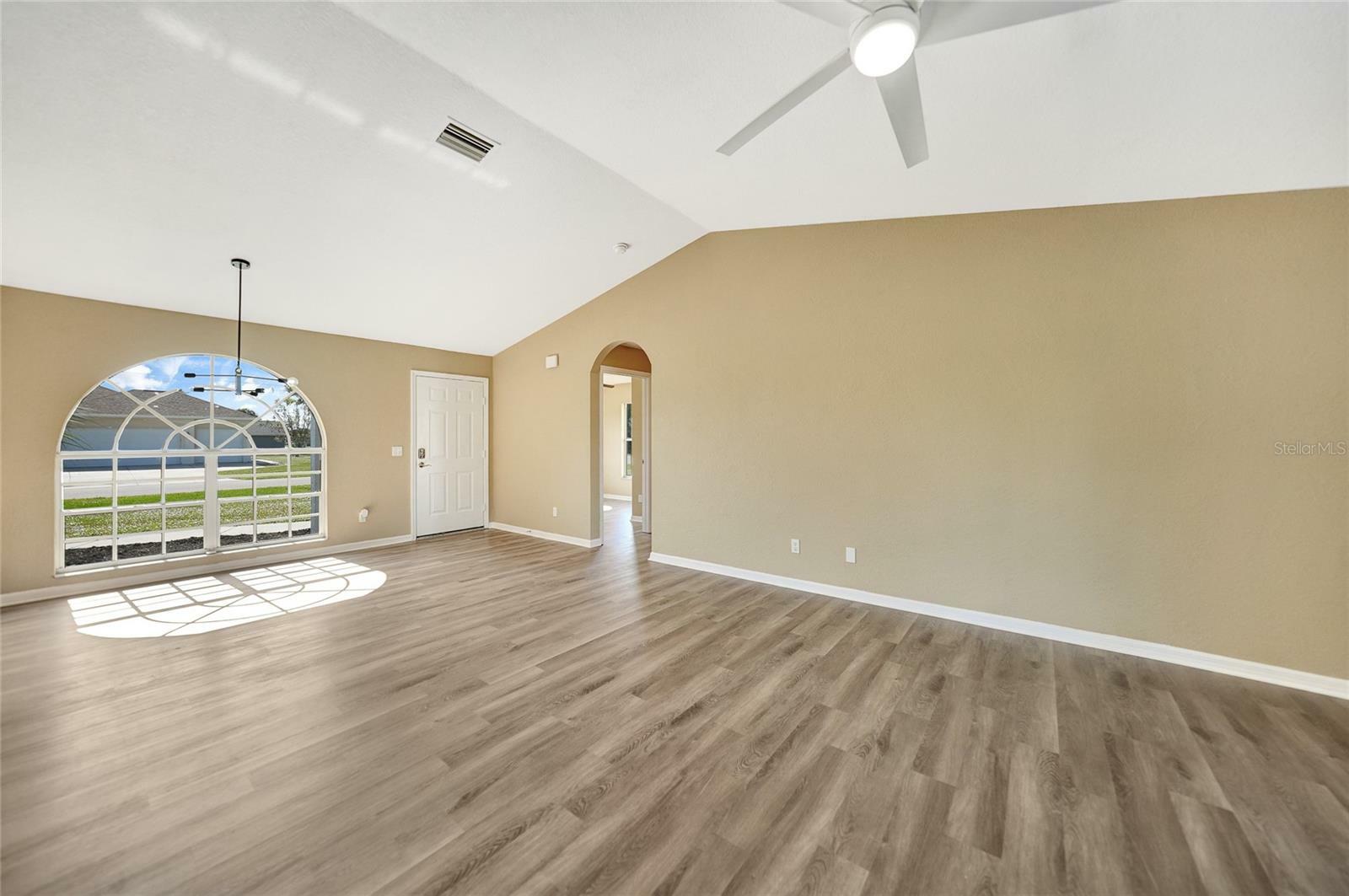 Property Photo:  26308 Guayaquil Drive  FL 33983 