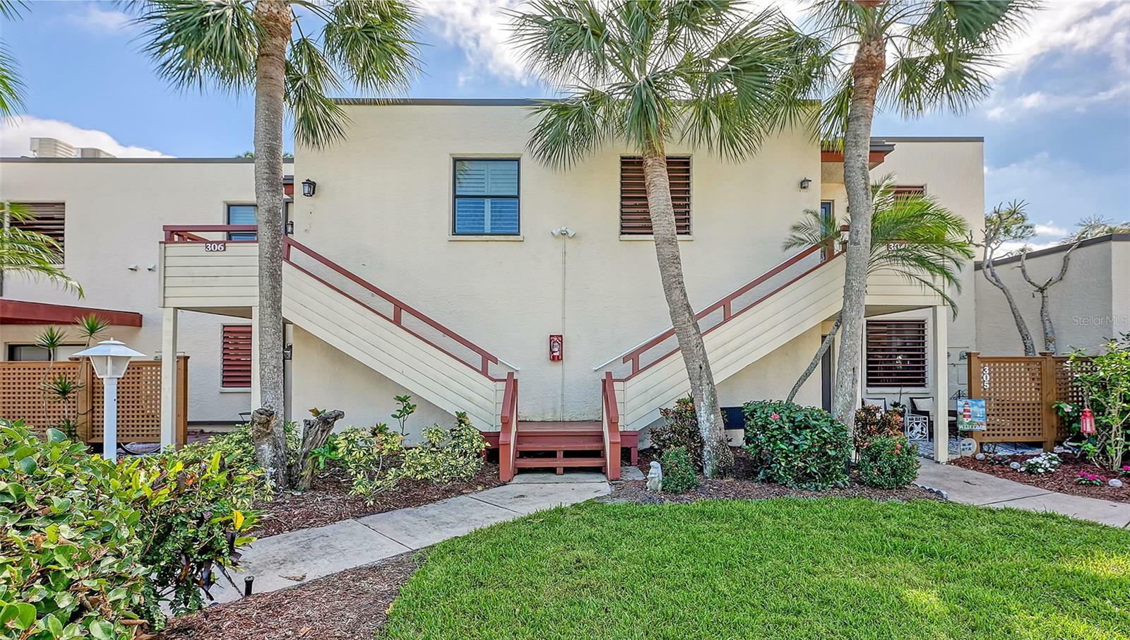 Property Photo:  304 Spring Lakes Boulevard 304  FL 34210 