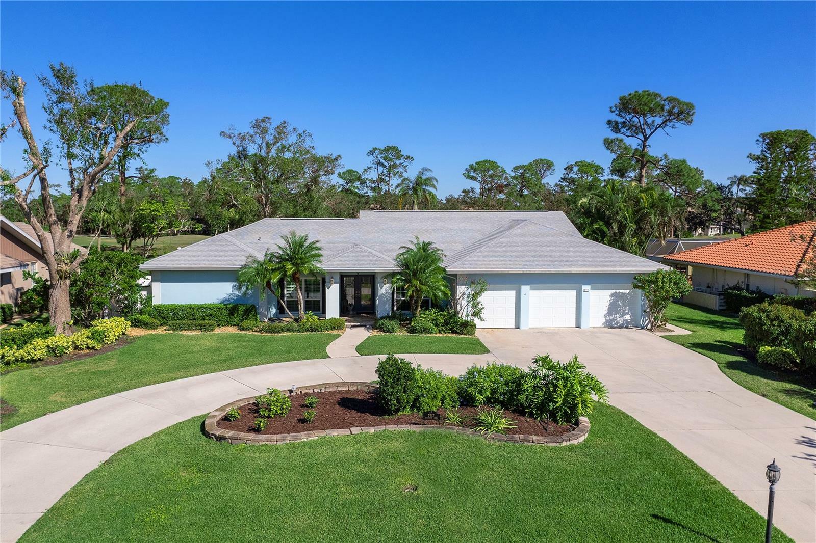 Property Photo:  7917 Broadmoor Pines Boulevard  FL 34243 