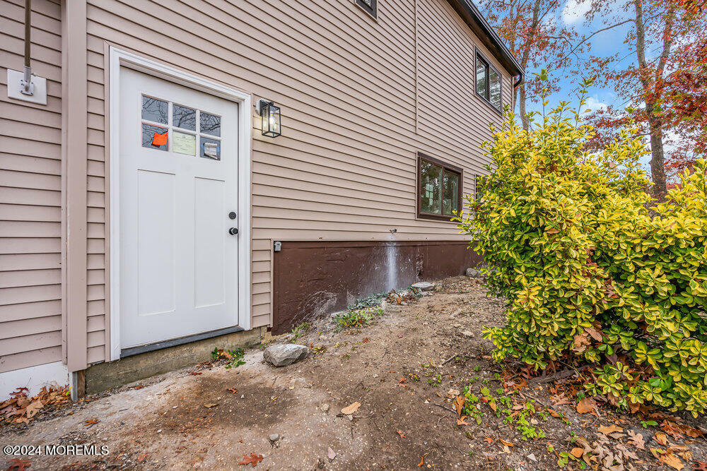 Property Photo:  44 Cranmer Road  NJ 08721 