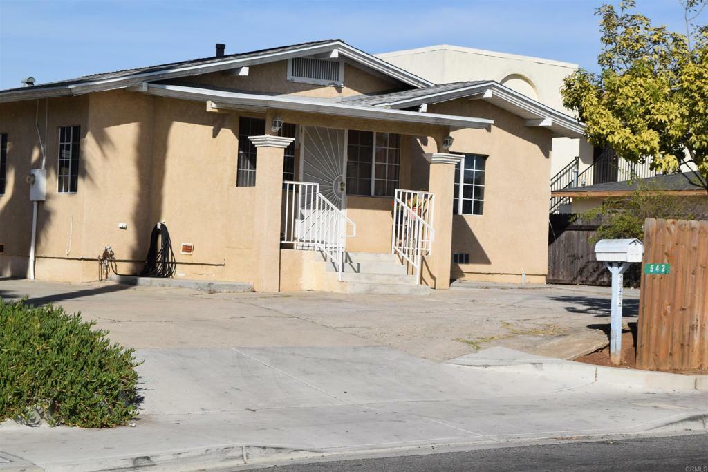 Property Photo:  542 Palomar Street  CA 91911 