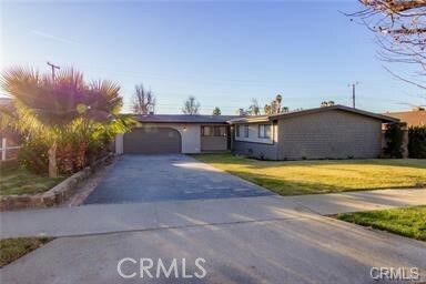 321 N Lincoln Street  Redlands CA 92374 photo