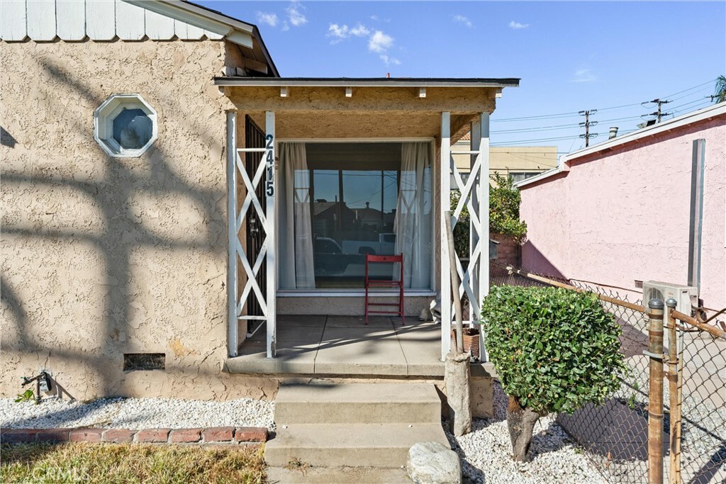 Property Photo: 2415 Wilma Avenue CA 90040