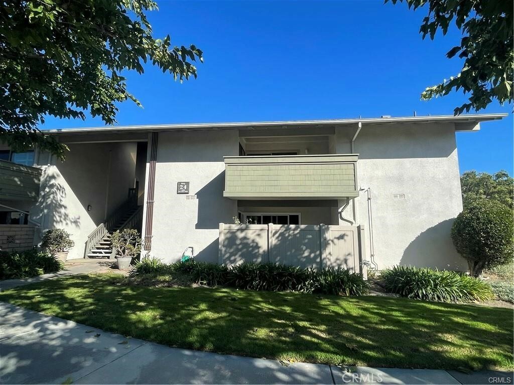 8566 Van Ness Court 24H  Huntington Beach CA 92646 photo