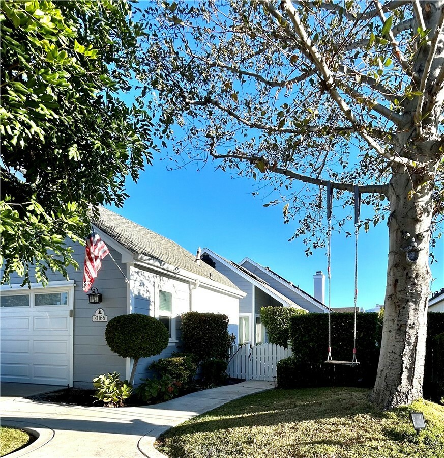 Property Photo:  21166 Cedar Lane  CA 92691 