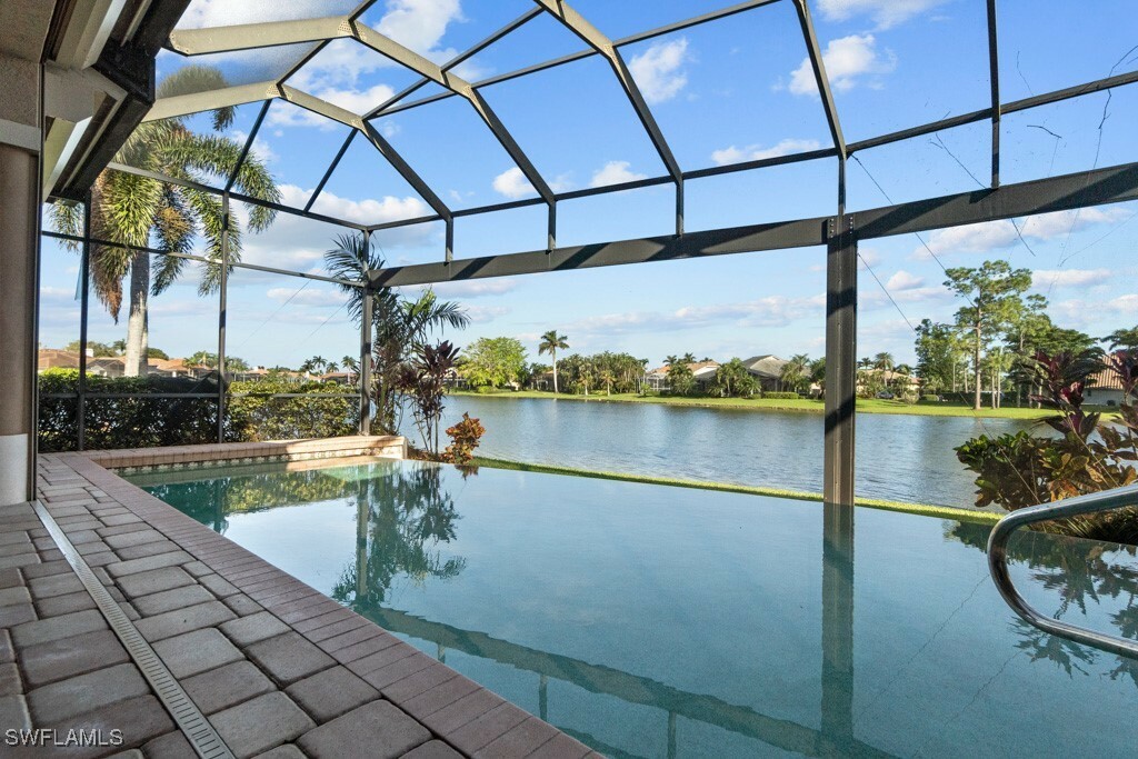 Property Photo:  8983 Star Tulip Court  FL 34113 