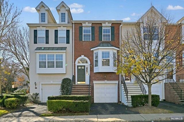 Property Photo:  229 Swathmore Drive  NJ 07110 