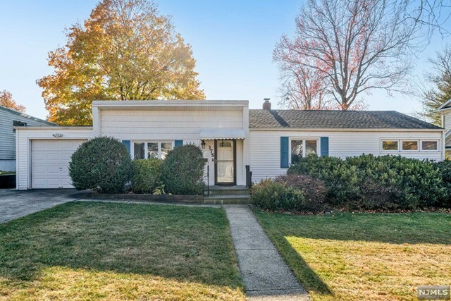 Property Photo:  175 Lozier Terrace  NJ 07661 