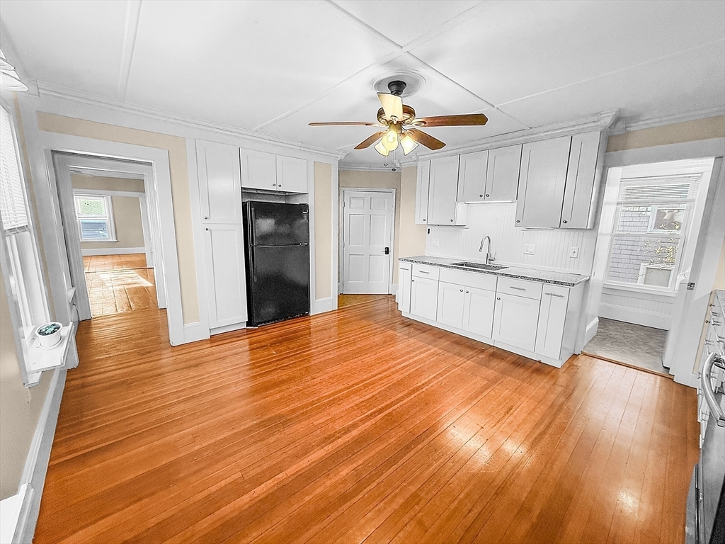 Property Photo:  11 Tremont St 2  MA 01832 