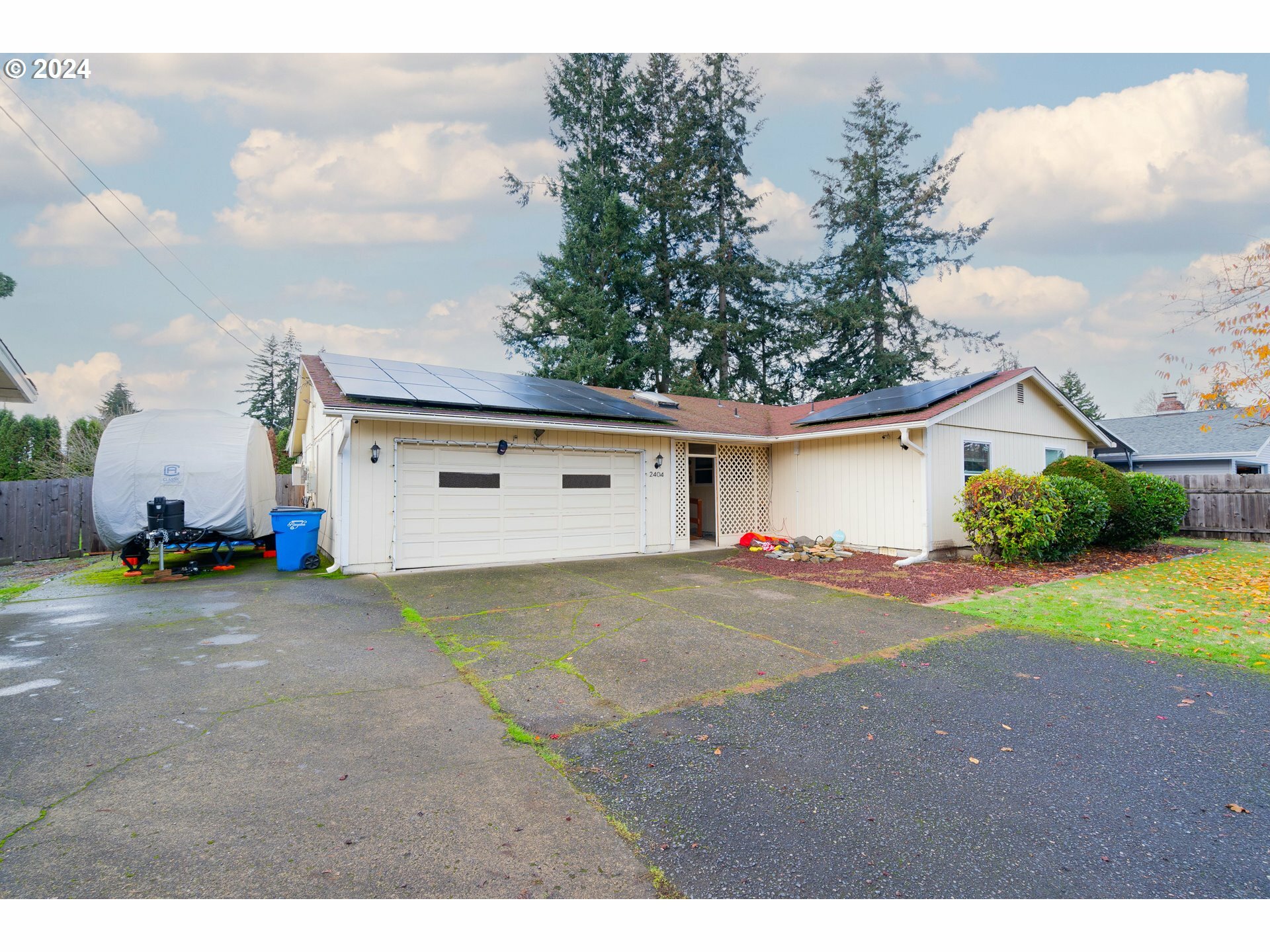 Property Photo:  2404 NE 93rd Ave  WA 98662 