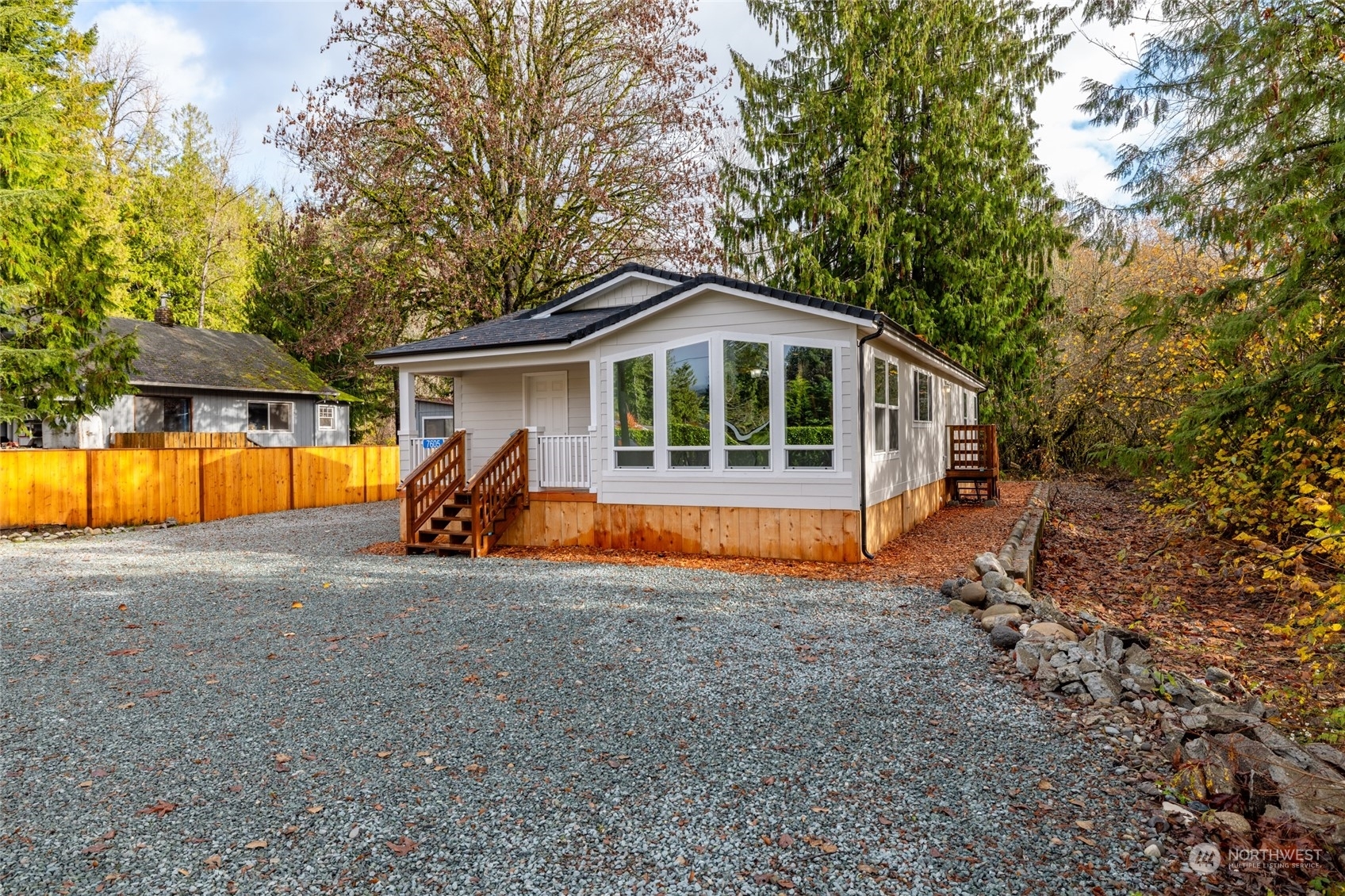 Property Photo:  7605 S Superior Avenue  WA 98237 