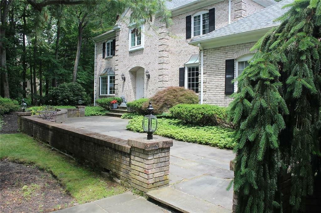 Property Photo:  336 Gilbert Stuart Drive Drive  RI 02818 