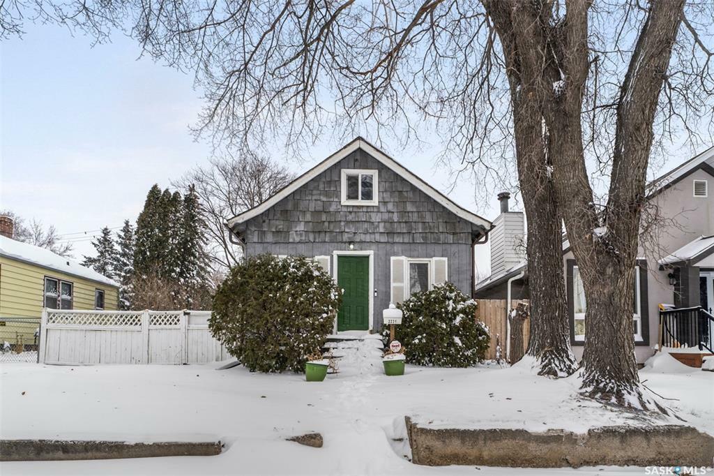 Property Photo:  2231 Coy Avenue  SK S7M 0J4 