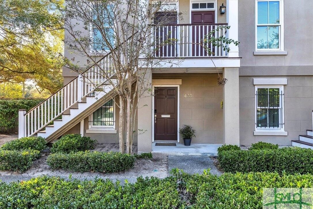 Property Photo: 433 Montgomery Street A GA 31401