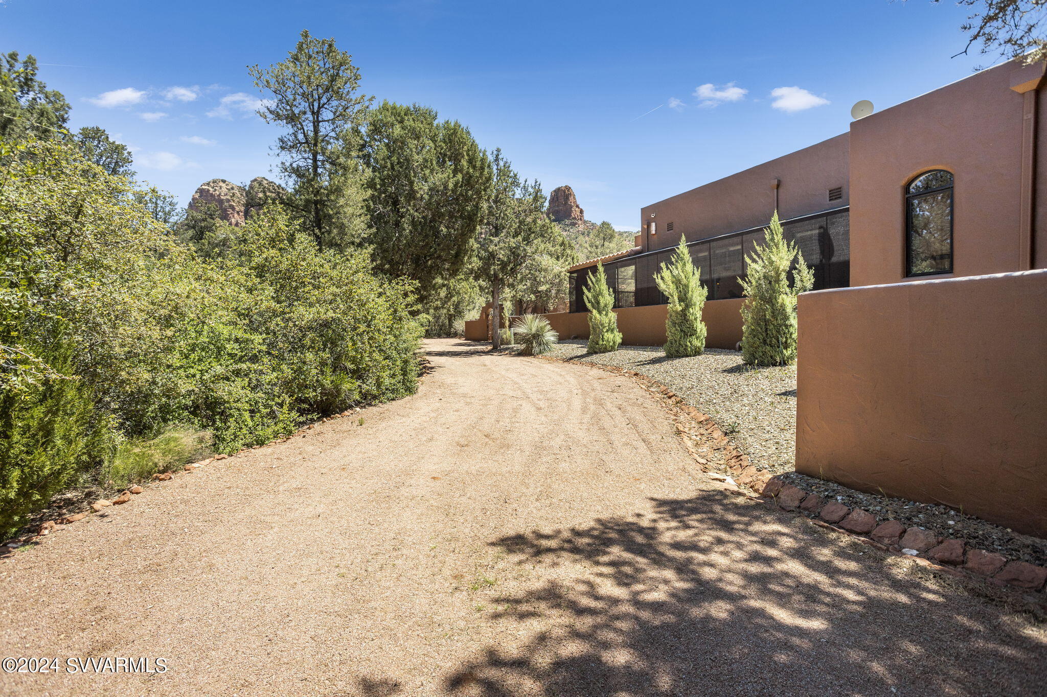 Property Photo: 30 Navajo Tr AZ 86351
