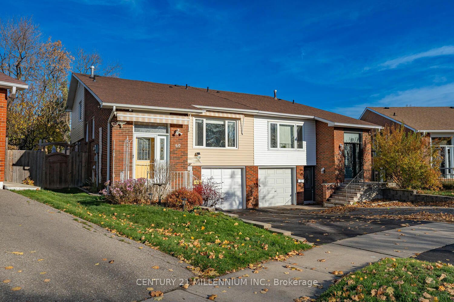 Photo de la propriété:  60 Camberley Cres  ON L6V 3L4 