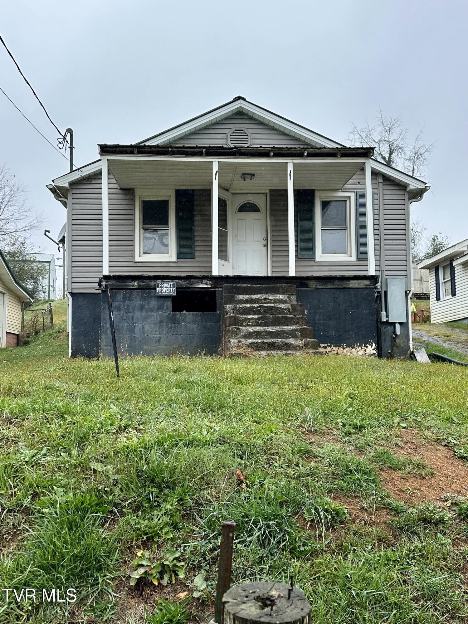 Property Photo: 178 Hillcrest Road TN 37618