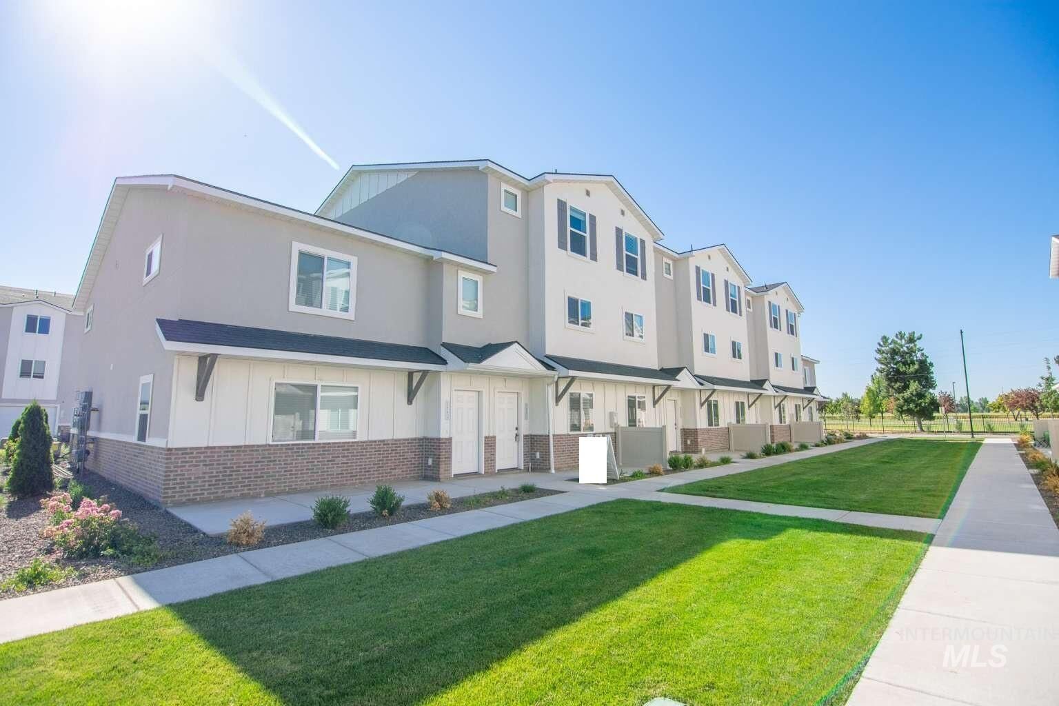 Property Photo:  16785 N Seabright Ln  ID 83687 