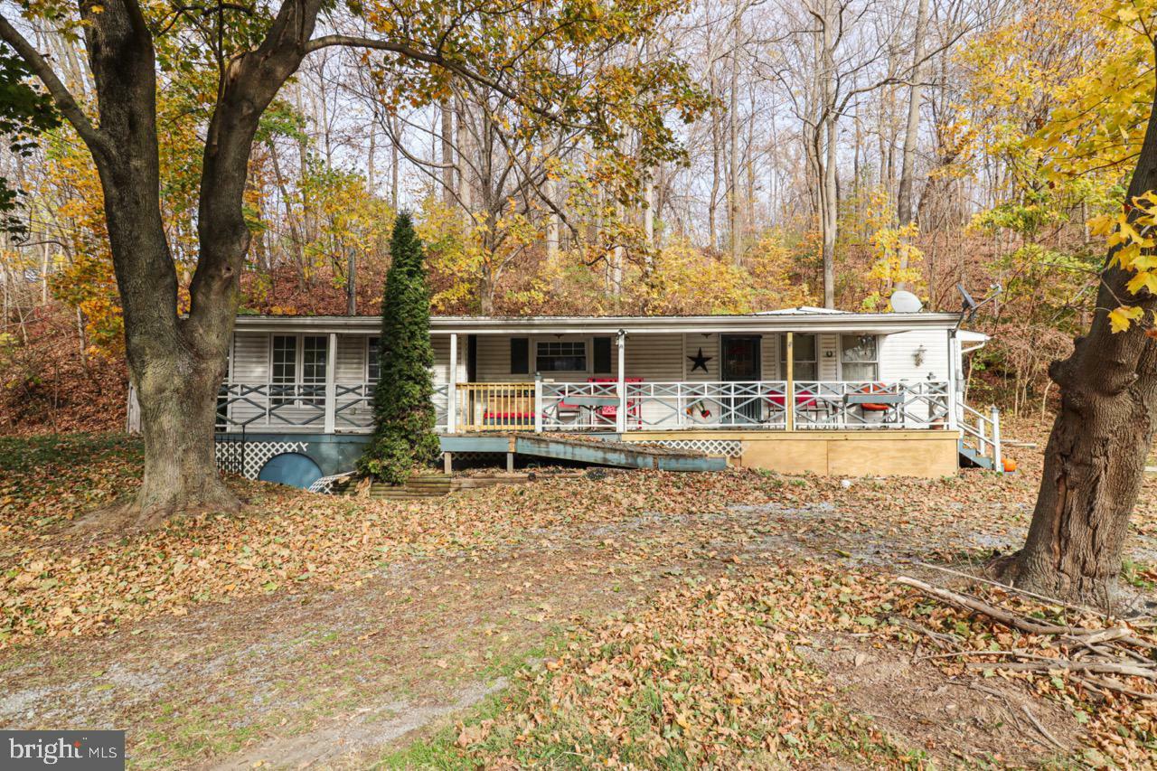 Property Photo:  2017 Beaver Valley Pike  PA 17579 