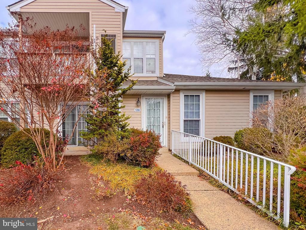 Property Photo:  1208 Beacon Hill Drive  PA 18966 