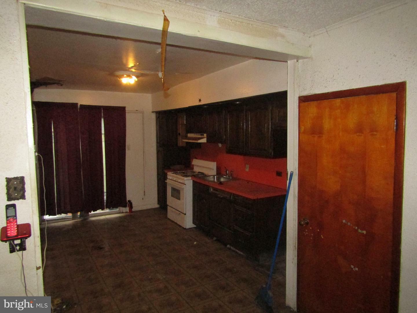 Property Photo:  2040 S Norwood Street  PA 19145 