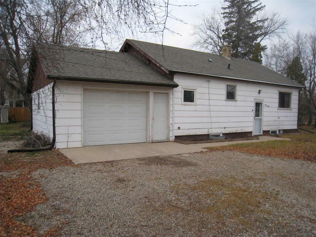 Property Photo:  224 8th Avenue South  MB R0L 1Z0 