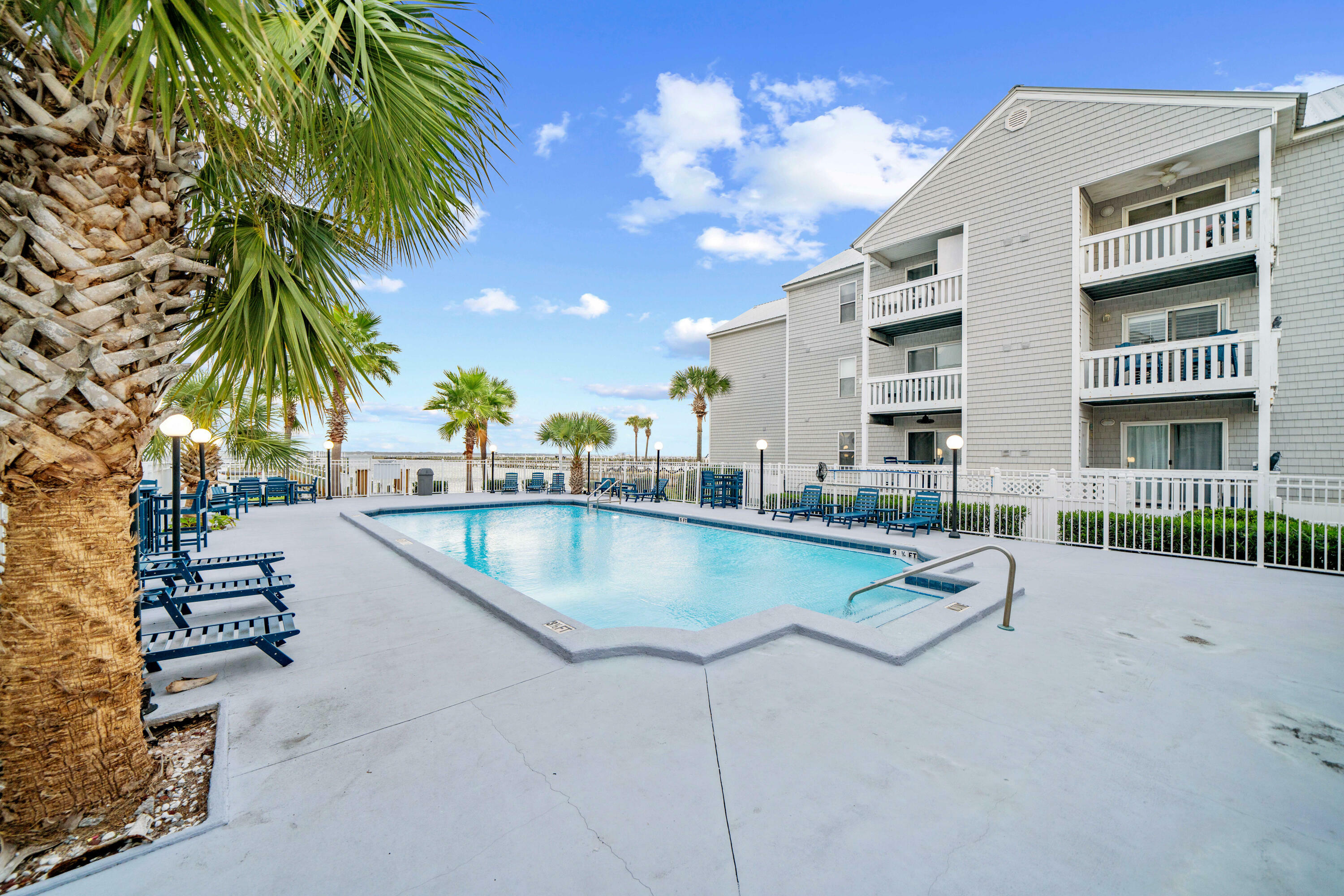 1330 Miracle Strip Parkway Apt 311  Fort Walton Beach FL 32548 photo