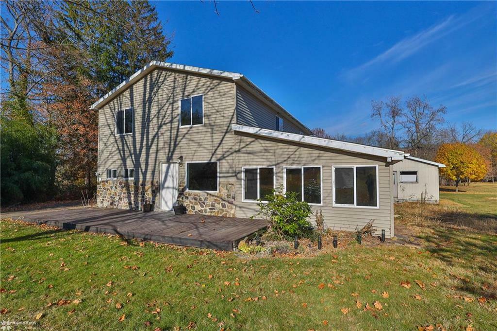 Property Photo:  202 County Line Drive  PA 18235 