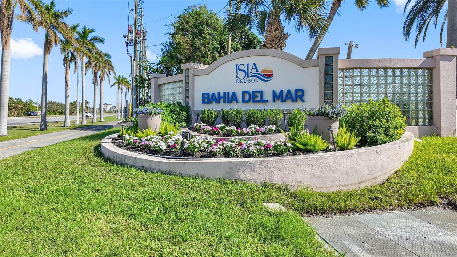 Property Photo:  6287 Bahia Del Mar Circle 705  FL 33715 