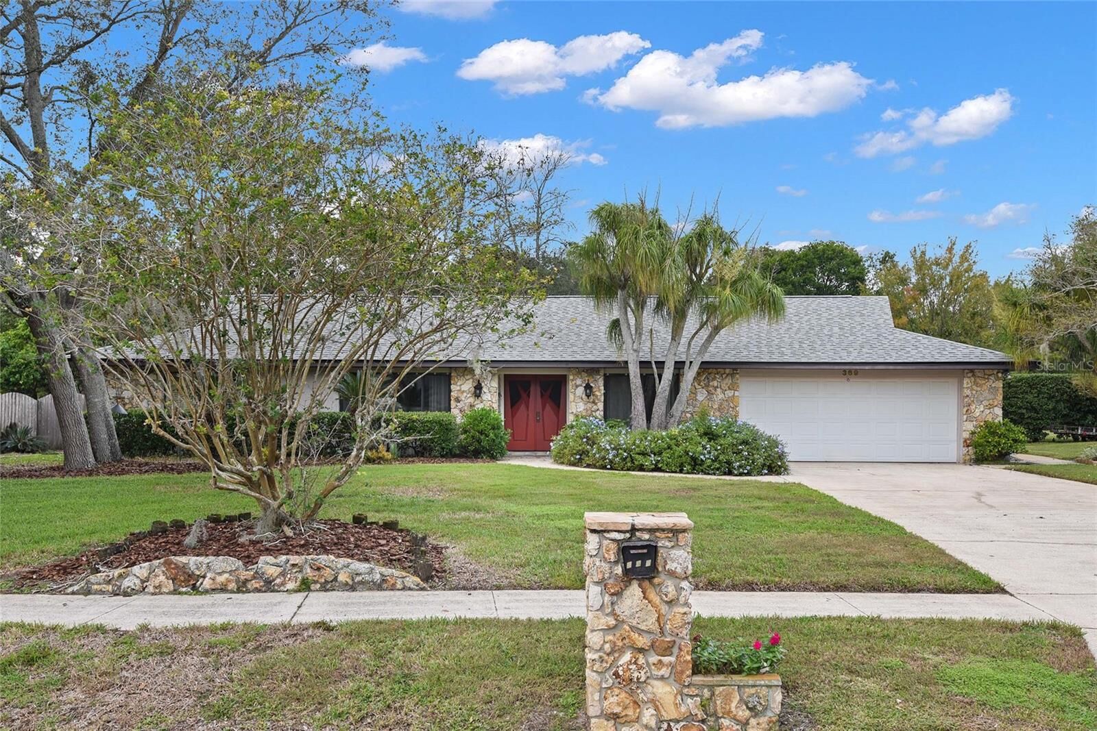 Property Photo:  369 Forest Park Circle  FL 32779 