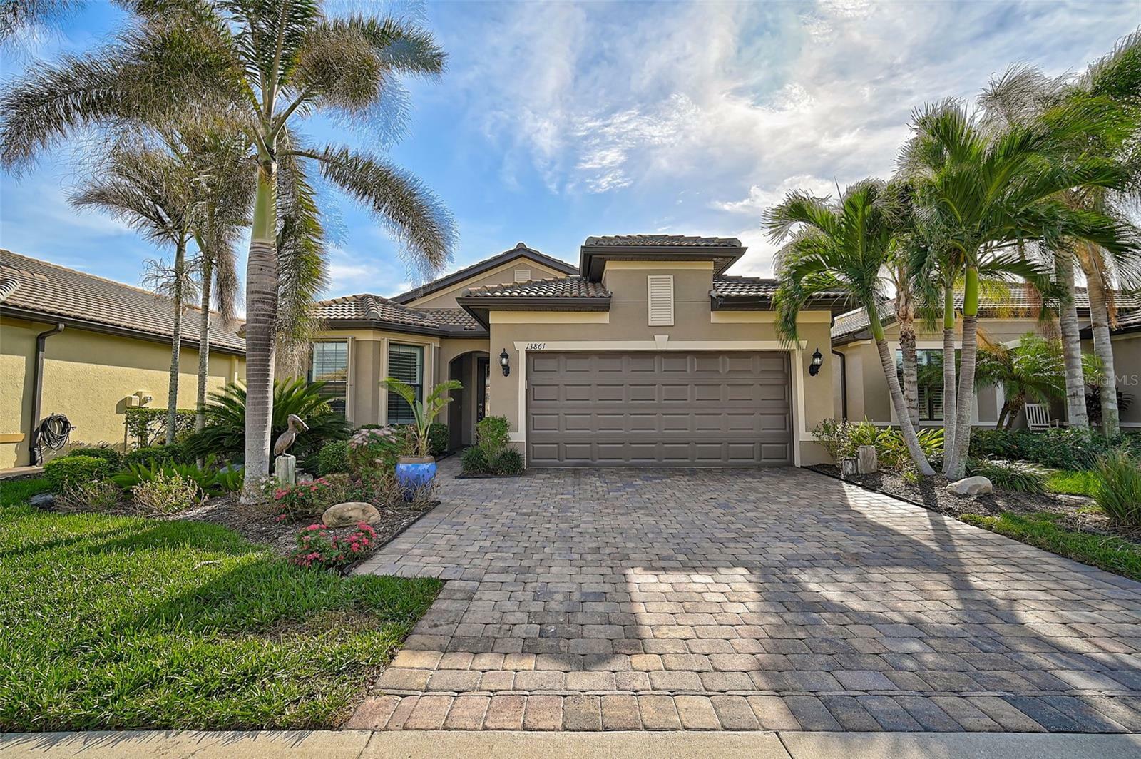 Property Photo:  13861 Karina Street  FL 34293 