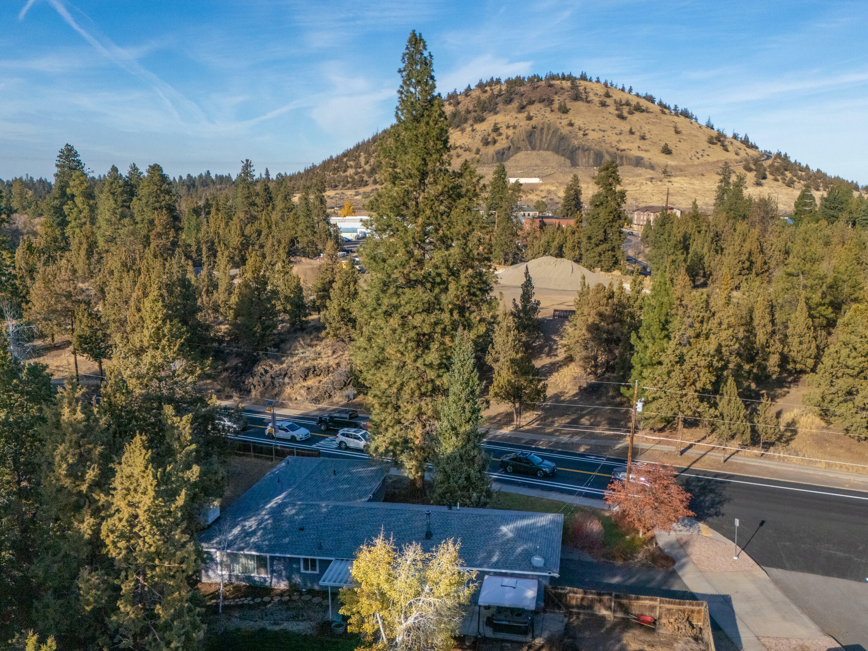 Property Photo:  1385 NE Bear Creek Road  OR 97701 