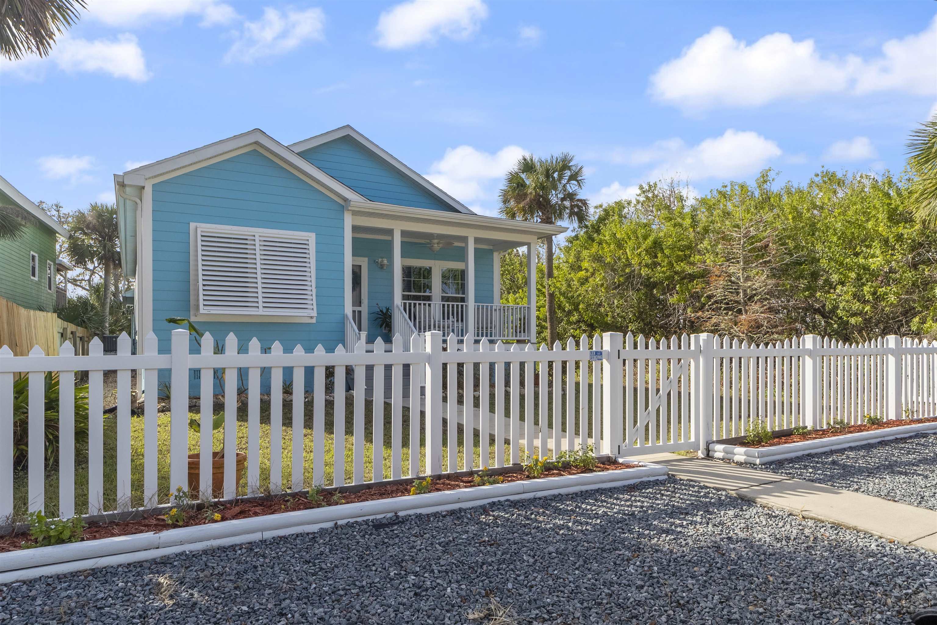 Property Photo:  2604 S Daytona  FL 32136-4093 