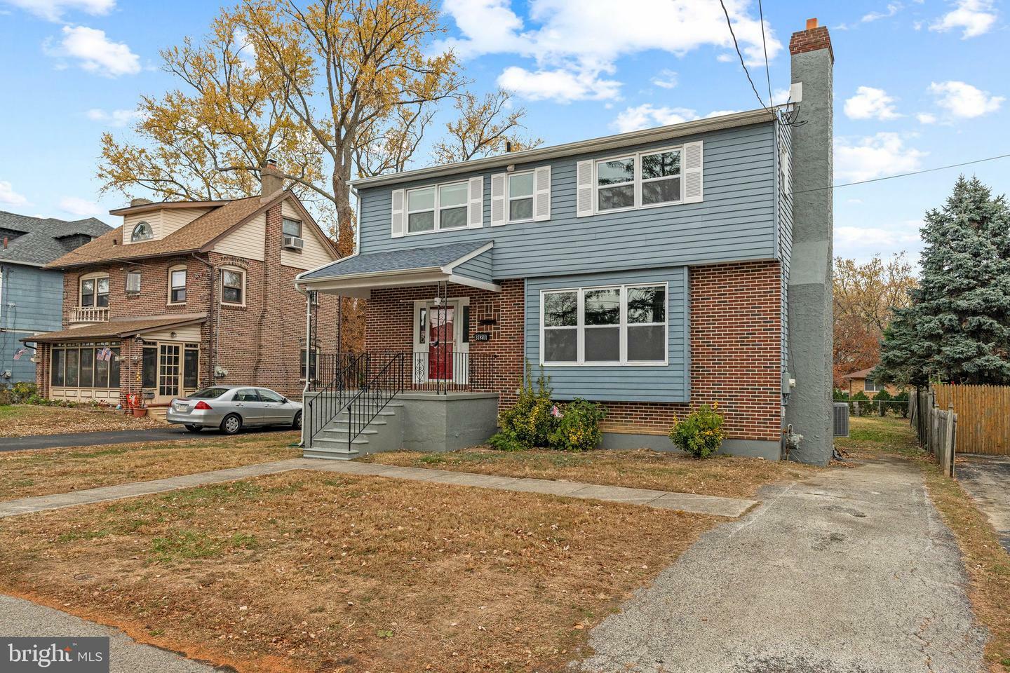 Property Photo:  820 Pearl Avenue  PA 19070 