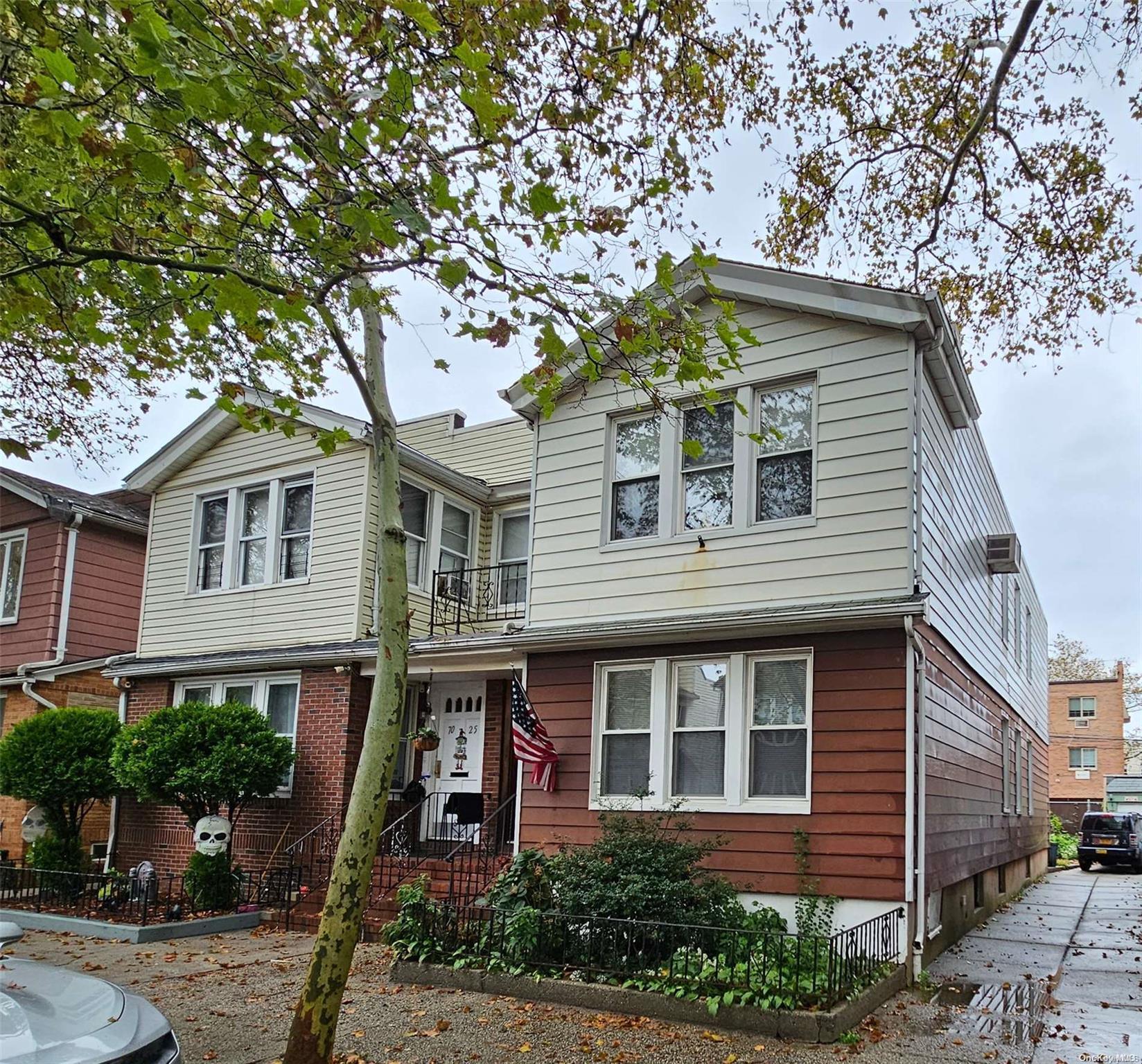 Property Photo:  70-27 67 Street  NY 11385 