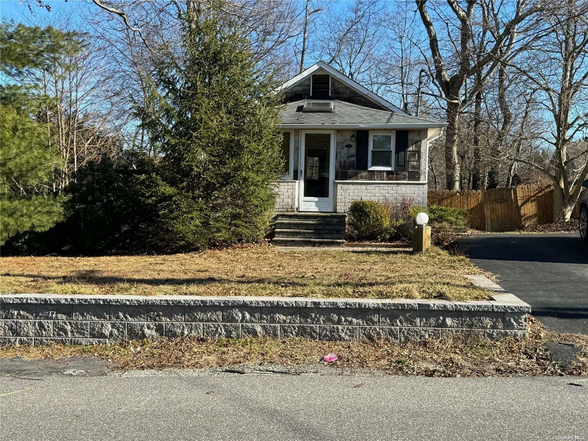 Property Photo:  23 Robin Road  NY 11778 