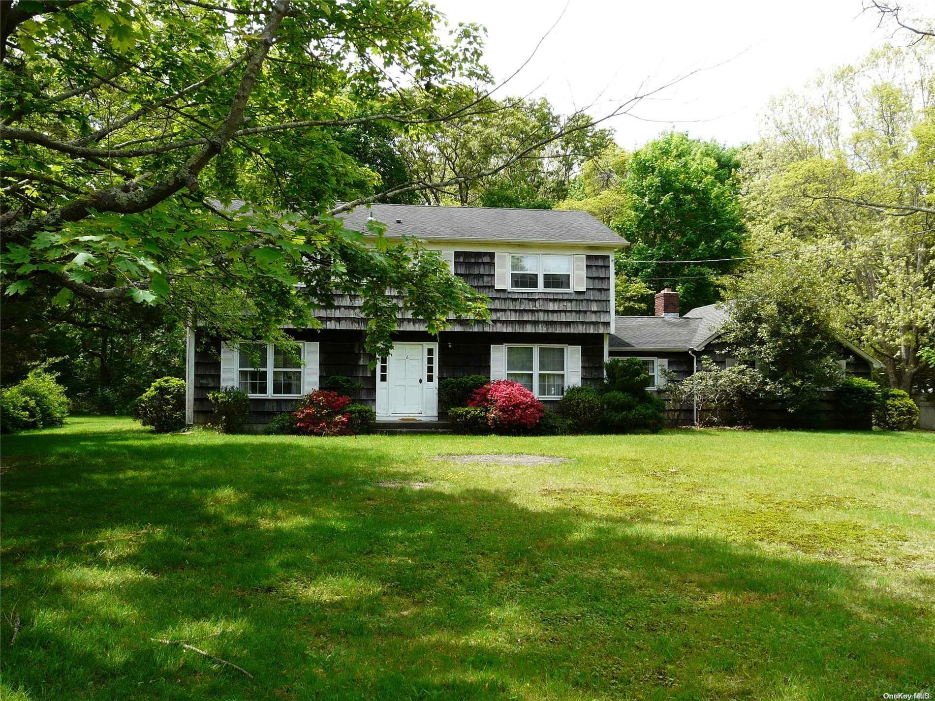 Property Photo: 6 Beaverbrook Drive NY 11719