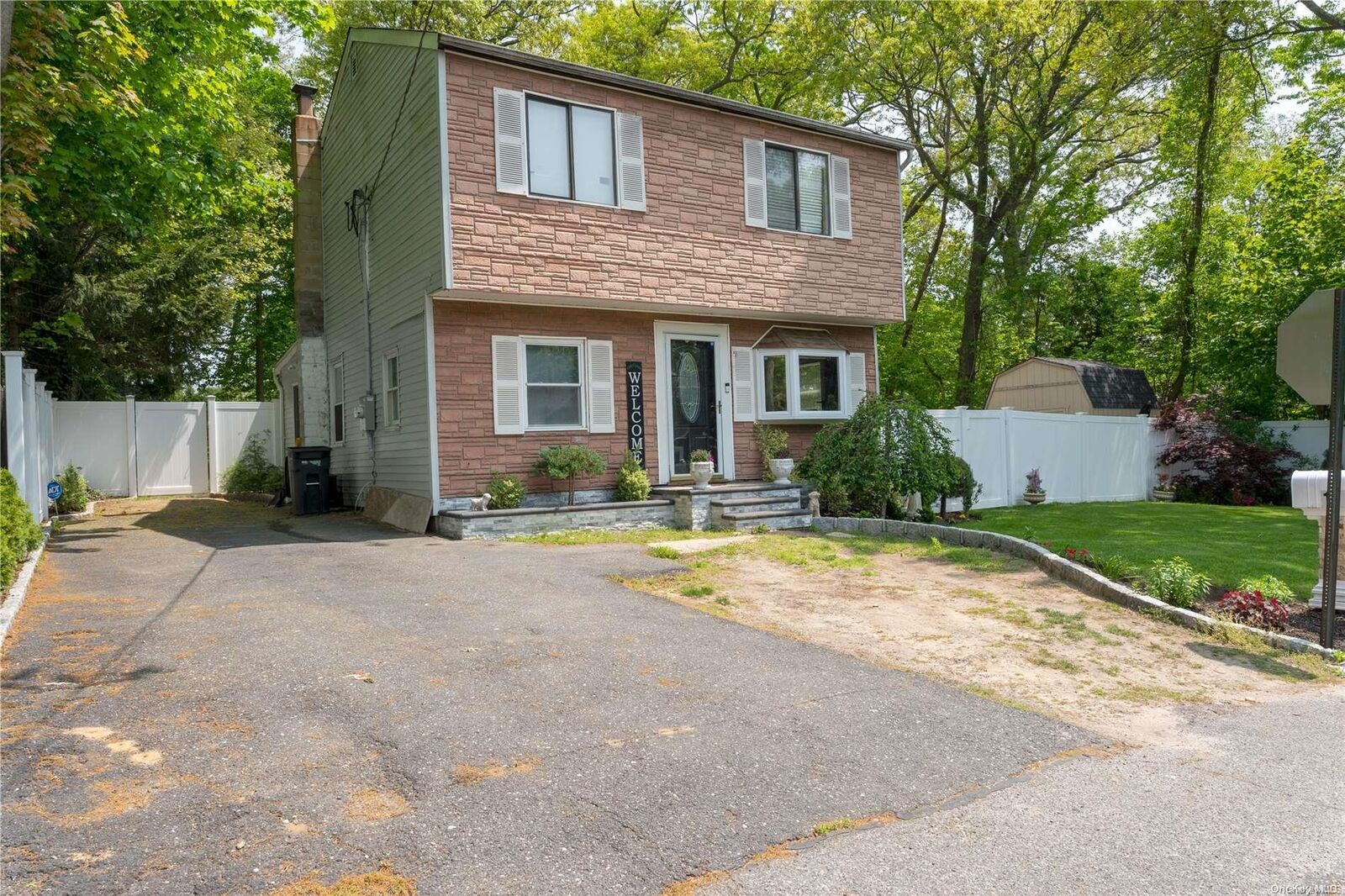 Property Photo:  19 Crotty Court  NY 11755 