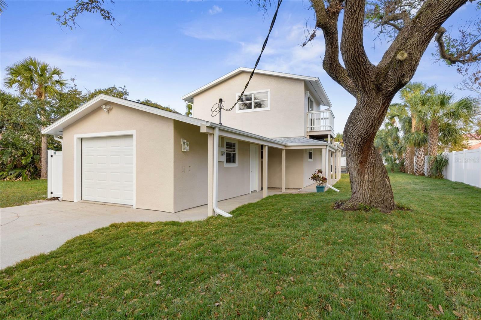 Property Photo:  2113 S Flagler Avenue  FL 32136 