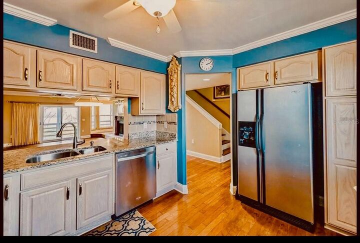 Property Photo: 1710 Lighthouse Terrace S 1 FL 33707