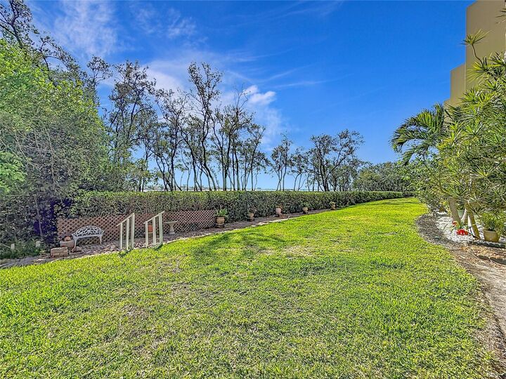 Property Photo:  1710 Lighthouse Terrace S 1  FL 33707 