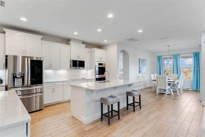 Property Photo: 9849 Lost Creek Drive FL 34787