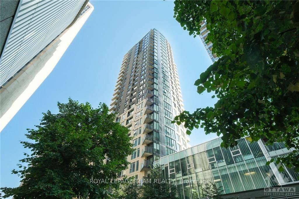 Property Photo:  40 Nepean St 601  ON K2P 0X5 