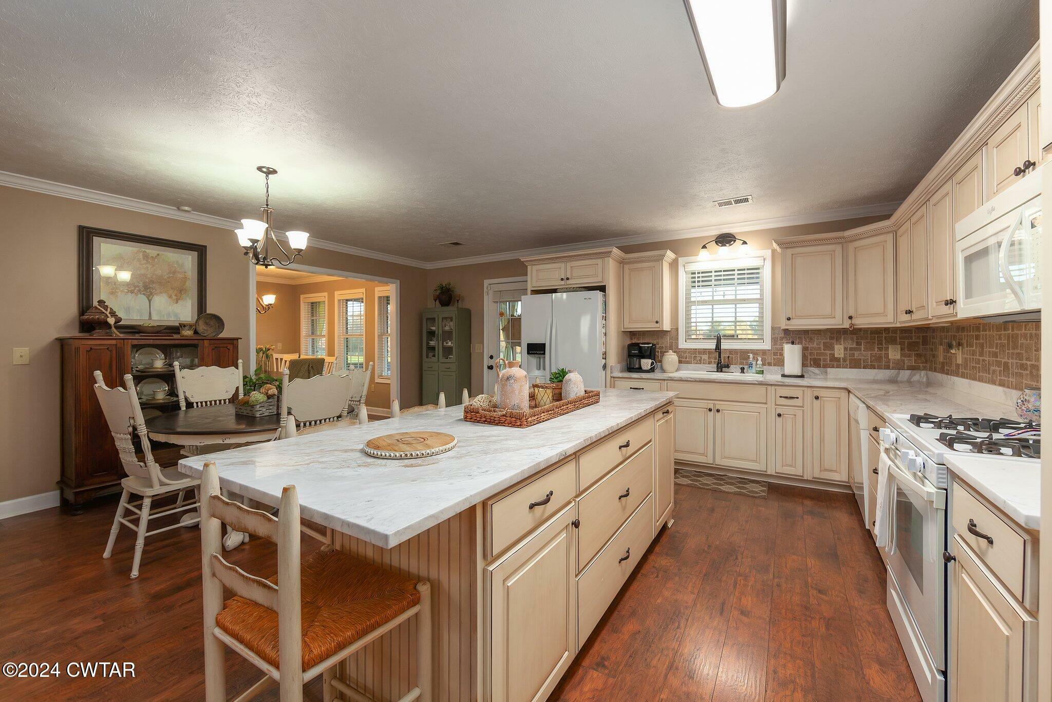 Property Photo:  301 Carney Road  TN 38069 