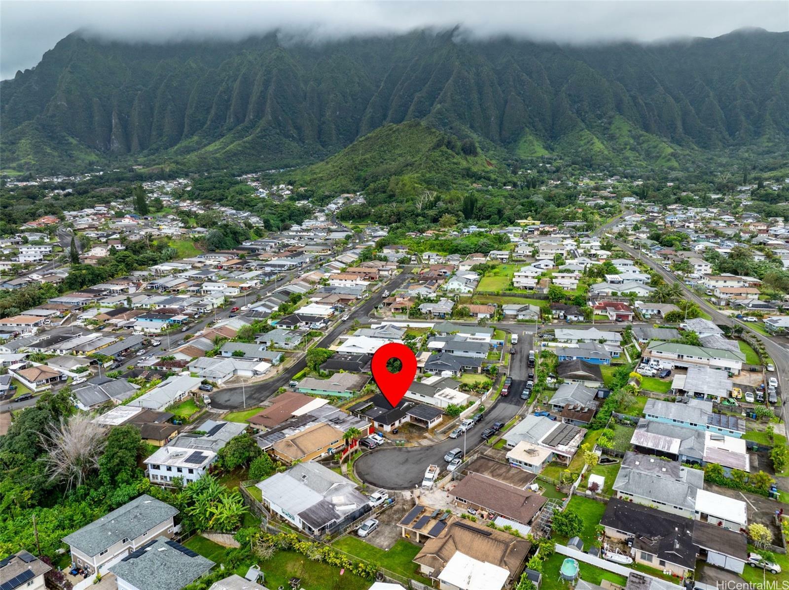 Property Photo:  47-446 Aialii Place  HI 96744 