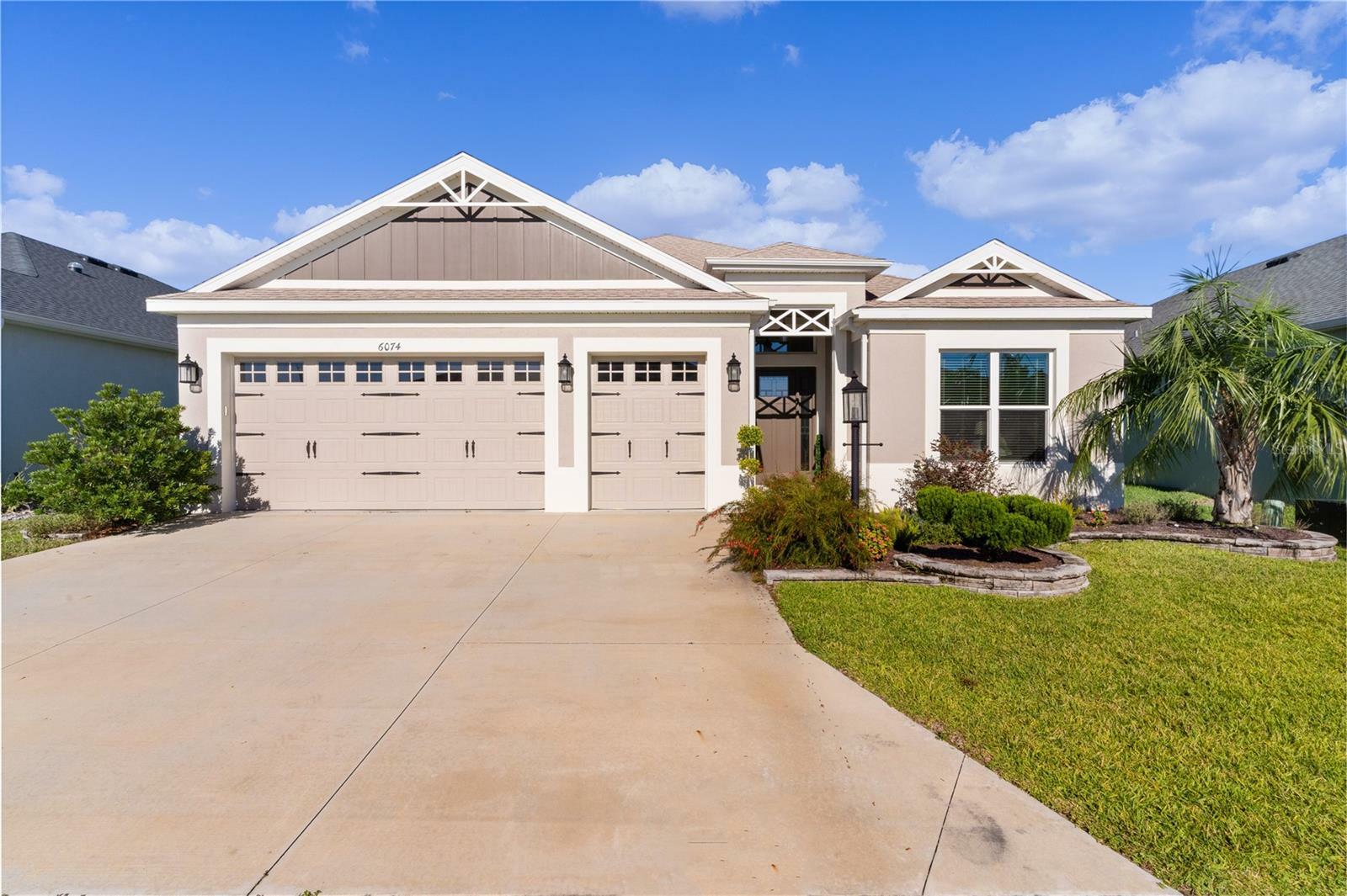 Property Photo: 6074 Mulligan Run FL 32163