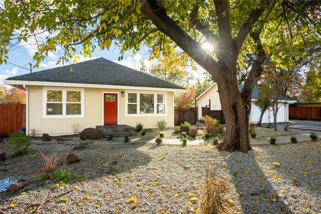 Property Photo:  19 Kinswood Lane  CA 95973 
